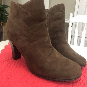 Ankle boots